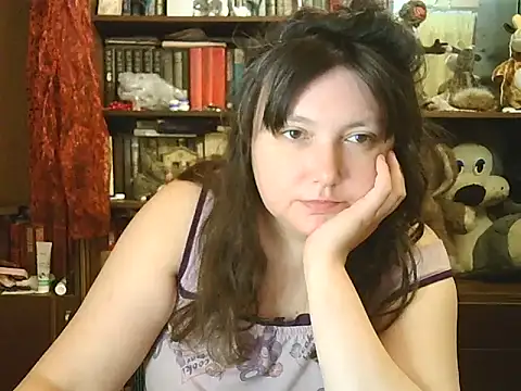 CarrieQPeach online show from November 11, 2025, 8:31 pm