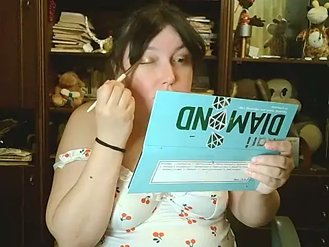 CarrieQPeach online show from April 15, 2026, 4:36 pm