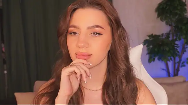 MaryHillty online show from December 12, 2024, 4:10 pm