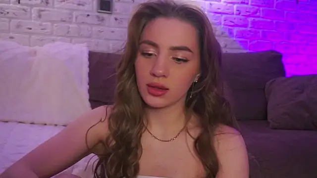 MaryHillty online show from January 29, 2025, 6:07 pm