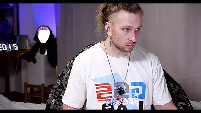 rusbigpaul online show from December 18, 2025, 6:03 pm