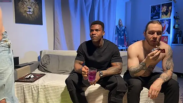 rusbigpaul online show from April 17, 2026, 6:33 pm