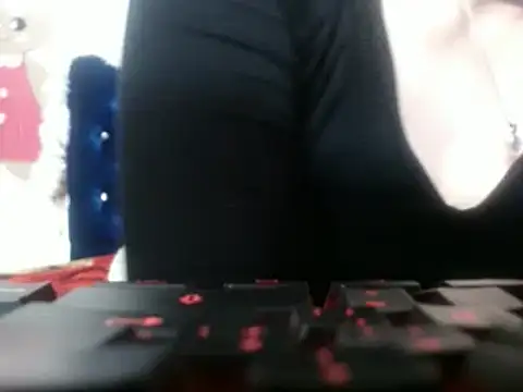 Snapshot of 69liamilk69 chatting on January 15, 2025, 4:04 am 69liamilk69 online show from January 15, 2025, 4:04 am