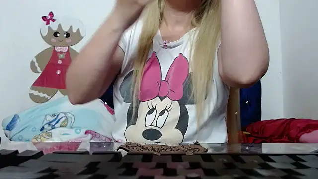 Snapshot of 69liamilk69 chatting on November 13, 2025, 4:44 am 69liamilk69 online show from November 13, 2025, 4:44 am