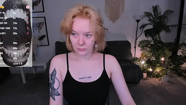 cyber whore  online show from April 19, 2026, 6:02 am