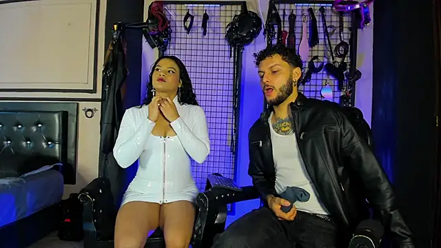 Twisted Fantasy online show from December 1, 2025, 4:34 pm