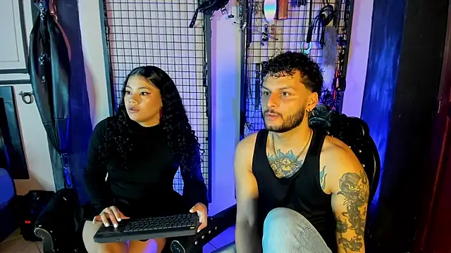 Snapshot of Twisted_Fantasy chatting on February 18, 2026, 5:03 am Twisted Fantasy online show from February 18, 2026, 5:03 am