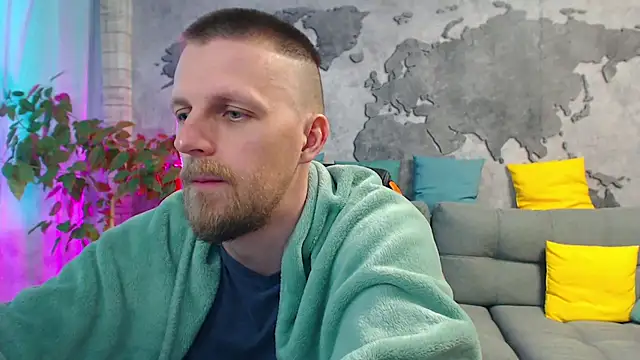 Snapshot of VikingChrisss chatting on June 3, 2026, 10:40 am VikingChrisss online show from June 3, 2026, 10:40 am