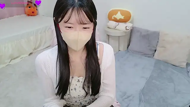 anchan  online show from October 15, 2025, 2:06 pm