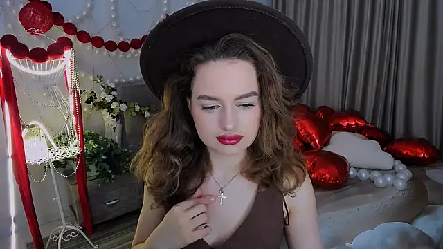 MiracleCurly online show from February 20, 2026, 4:07 pm