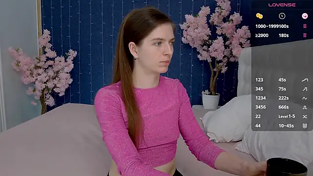 -Mirror-Girl- online show from February 7, 2025, 1:32 pm