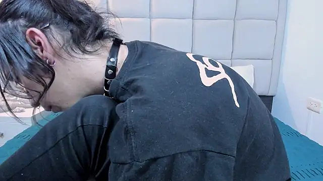 Hecatee 77 online show from January 21, 2025, 7:17 pm