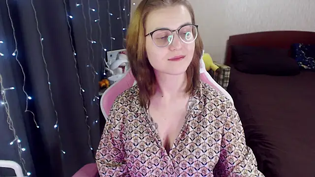 MissBrightShine online show from January 29, 2025, 4:08 pm