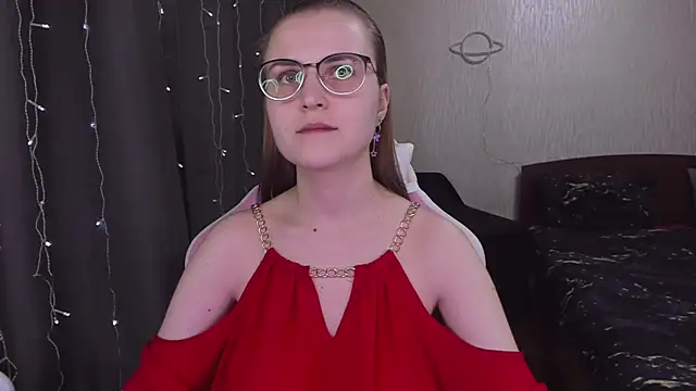 MissBrightShine online show from March 4, 2025, 5:13 pm