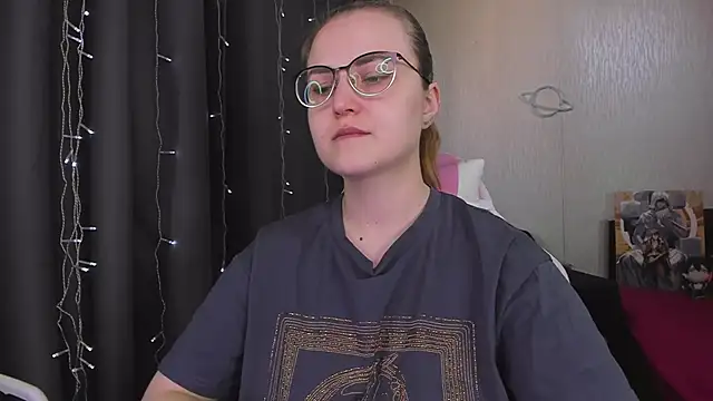 MissBrightShine online show from February 23, 2026, 12:02 pm