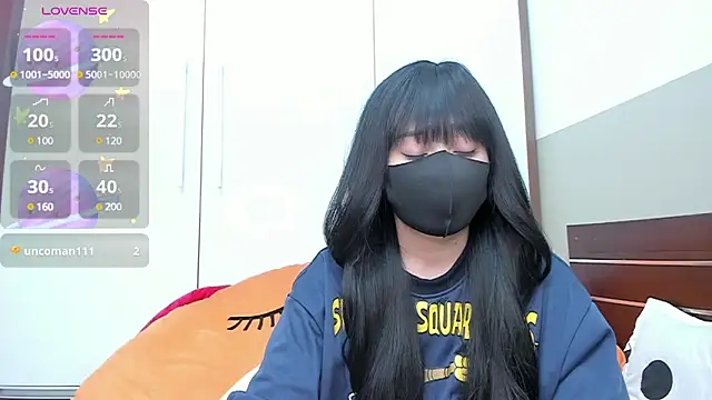 alonelove   online show from March 5, 2025, 6:12 am