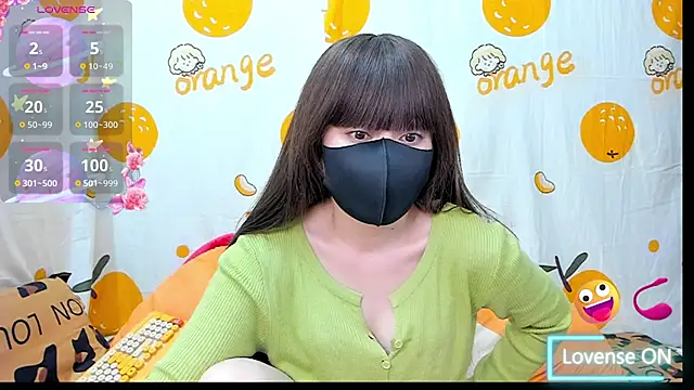 alonelove   online show from December 18, 2025, 2:39 am