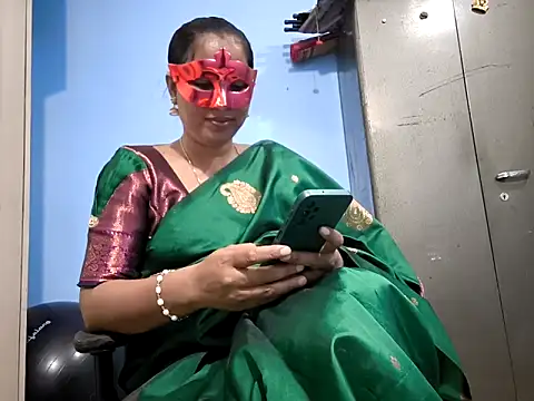 SANJU5888 online show from April 24, 2026, 8:17 am