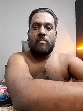 Rayansmith  online show from February 17, 2025, 1:36 am