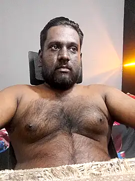 Rayansmith  online show from February 18, 2025, 1:43 am