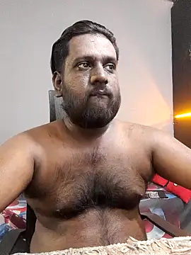 Rayansmith  online show from February 20, 2025, 8:39 am