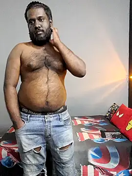 Rayansmith  online show from March 2, 2025, 11:09 pm