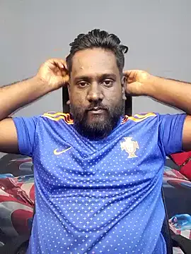 Rayansmith  online show from September 19, 2025, 11:05 pm