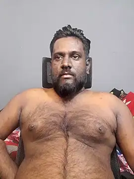 Rayansmith  online show from September 21, 2025, 2:40 pm