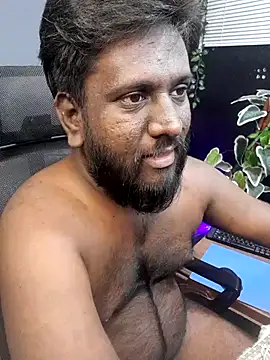 Rayansmith  online show from October 12, 2025, 11:09 am