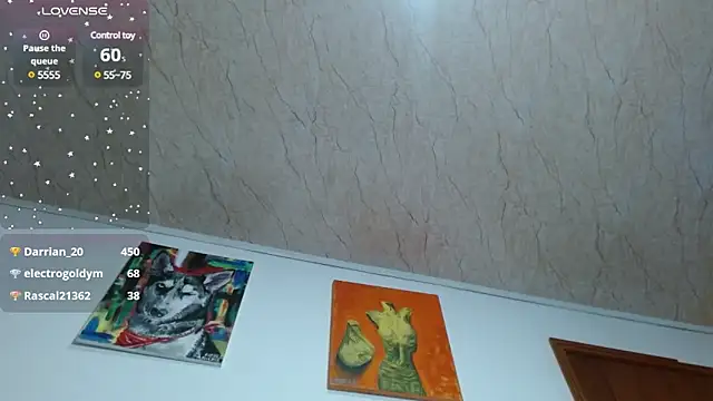 ZoeBakers  online show from December 27, 2024, 10:37 pm