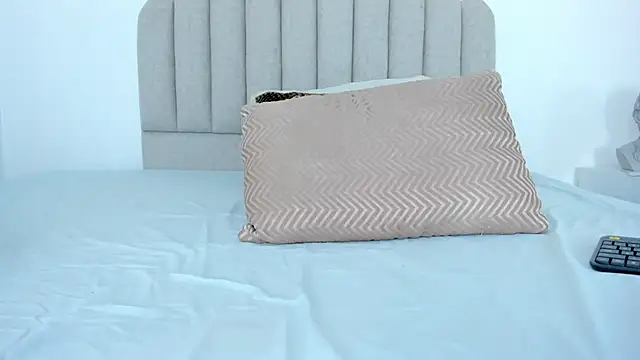 sarita duque online show from October 27, 2025, 12:09 pm