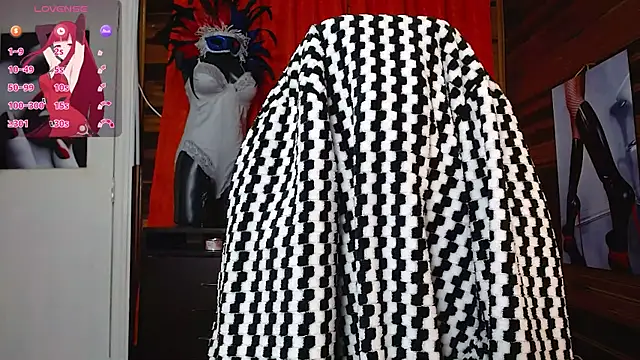 merlyna goldens online show from February 12, 2025, 3:07 am