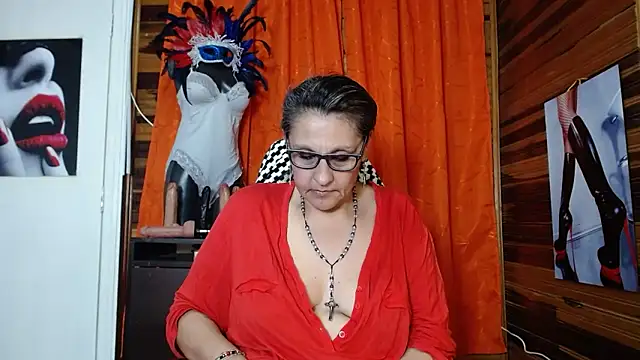 merlyna goldens online show from February 15, 2025, 3:39 pm