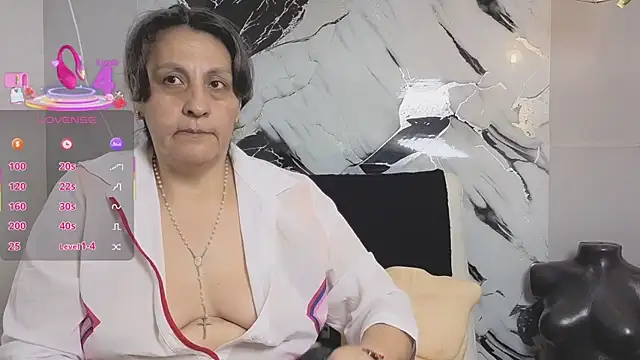 merlyna goldens online show from October 7, 2025, 11:13 pm