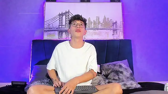 Andrew thevil online show from December 11, 2024, 5:59 pm