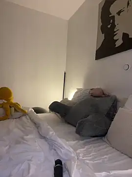 EllyNora online show from February 19, 2025, 8:31 pm