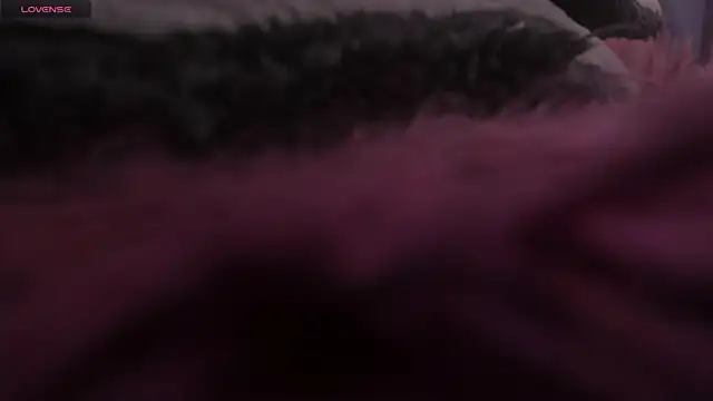 Snapshot of rouse_lili chatting on May 25, 2026, 10:54 am rouse lili online show from May 25, 2026, 10:54 am