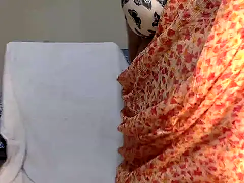 soniasharma0223 online show from February 13, 2025, 5:37 am