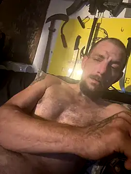 Snapshot of 420rickie420 chatting on December 8, 2024, 9:02 am 420rickie420 online show from December 8, 2024, 9:02 am