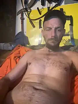 Snapshot of 420rickie420 chatting on December 28, 2024, 2:33 am 420rickie420 online show from December 28, 2024, 2:33 am