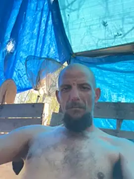 Snapshot of 420rickie420 chatting on March 17, 2025, 7:58 pm 420rickie420 online show from March 17, 2025, 7:58 pm