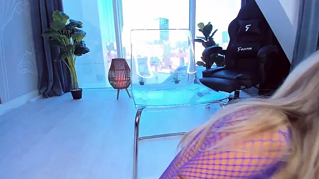 SpoilM3Mor3 online show from February 11, 2025, 12:37 pm