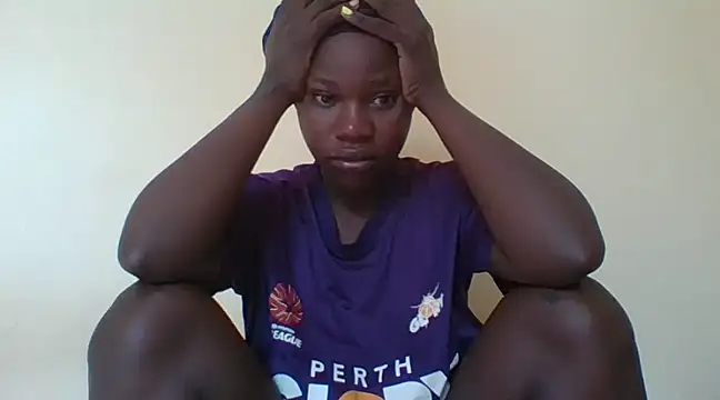 prettychic5 online show from February 2, 2025, 5:42 am