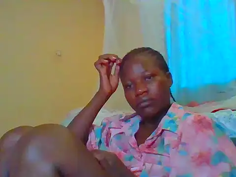 prettychic5 online show from April 19, 2026, 6:13 am