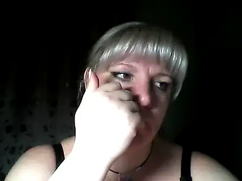 MeilomaWesa online show from February 17, 2025, 9:08 pm