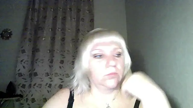 MeilomaWesa online show from October 24, 2025, 9:33 pm