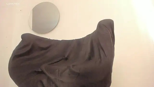 Snapshot of isabelsexysmile_ chatting on July 21, 2026, 8:00 pm isabelsexysmile online show from July 21, 2026, 8:00 pm