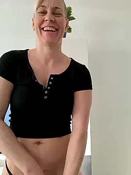 DarleenHot online show from January 7, 2025, 9:18 am