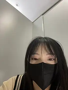 Asia-Lynn online show from January 15, 2026, 11:26 am