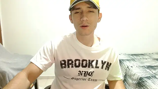 ChicoMaloFfF online show from June 7, 2026, 1:21 am